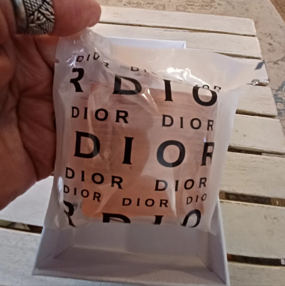 DIOR SCENT TO GO NEW JOE MALONE FRAGRANCE - Picture 2 of 3